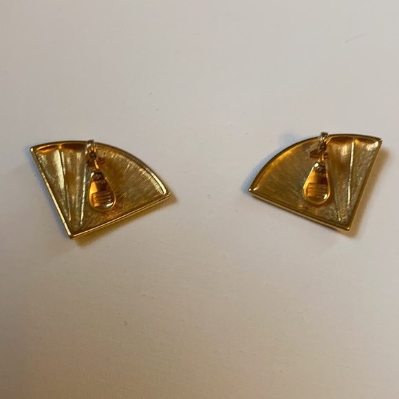 Vintage Monet earrings - Picture 6 of 6